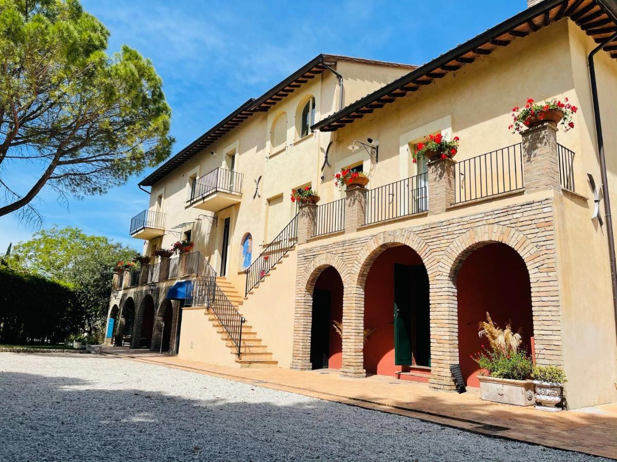 Mapepa Resort Spello Exterior foto